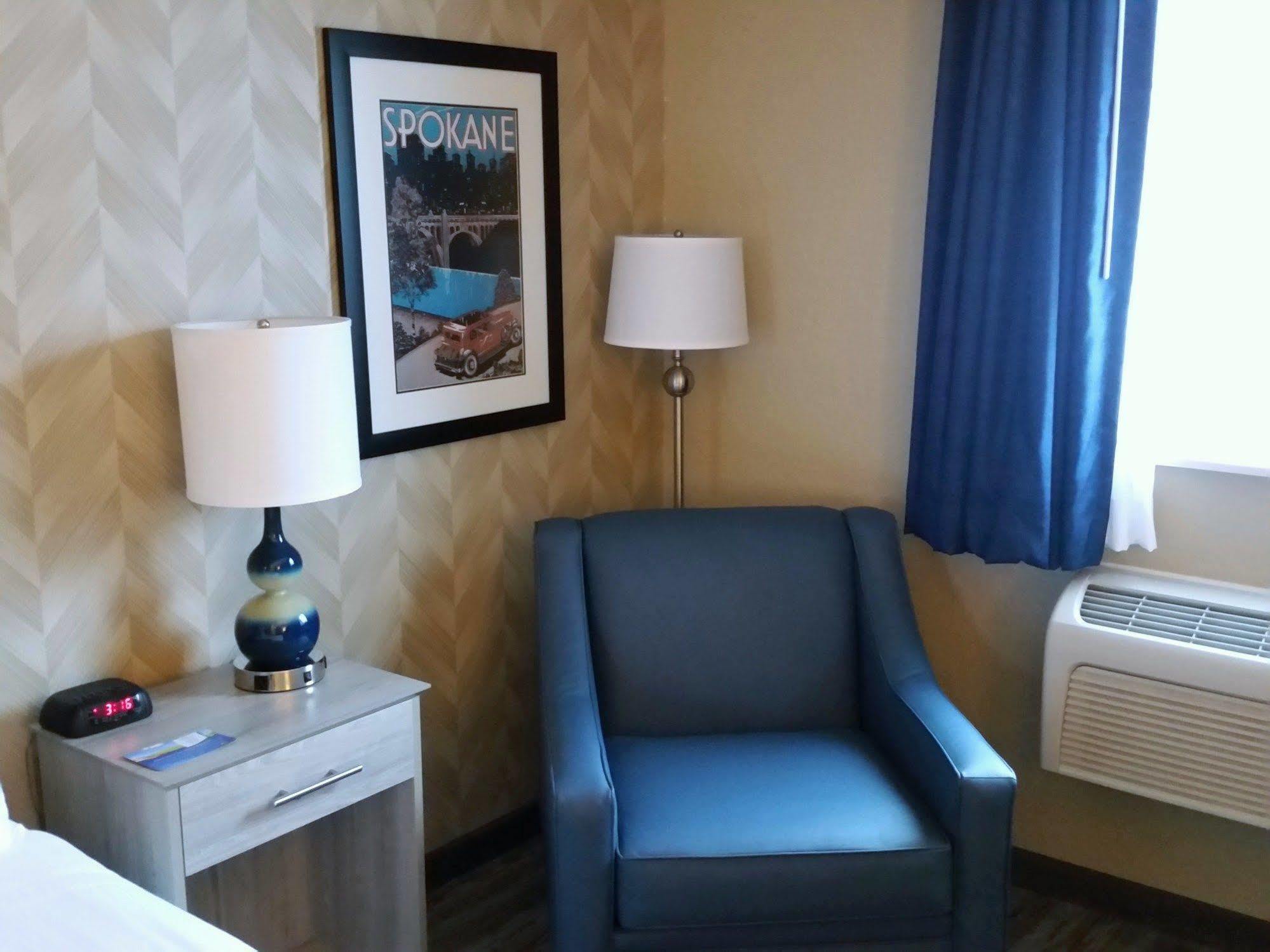 Silverstone Inn & Suites Spokane Valley Bagian luar foto